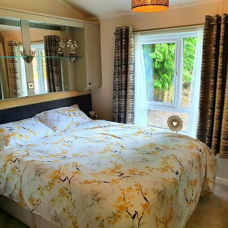 Grand Eagles Luxury Lodge, Auchterarder Perth Buitenkant foto