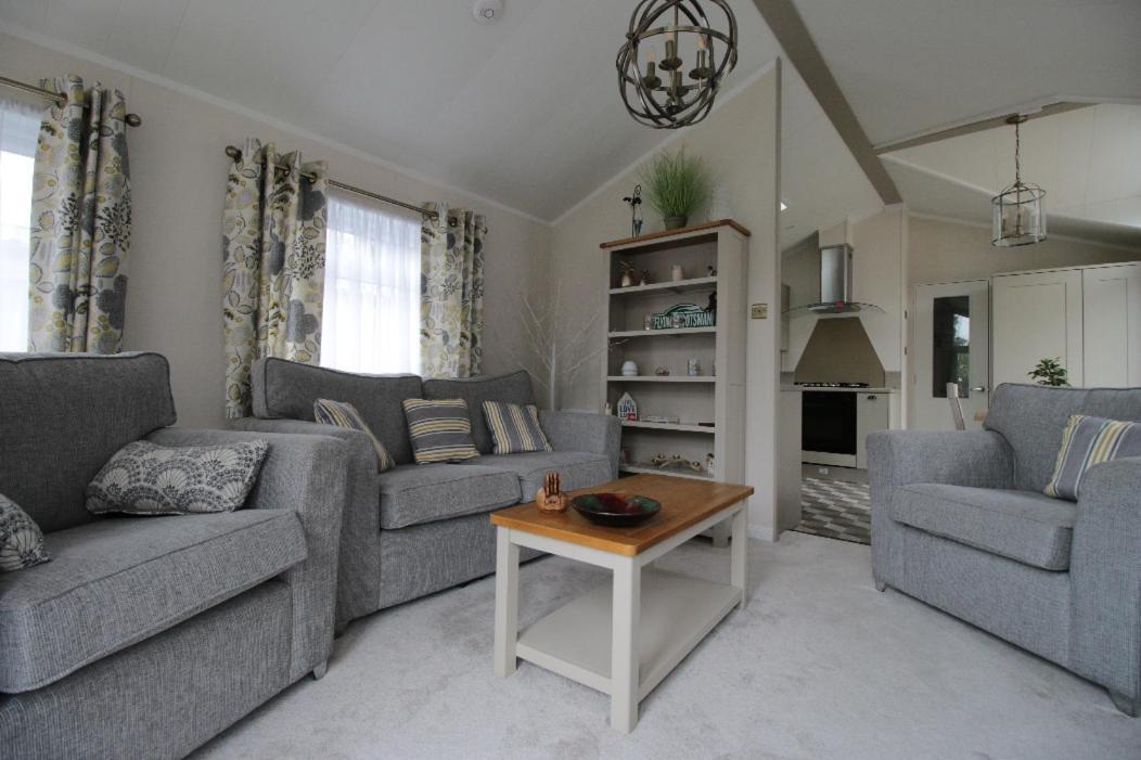 Grand Eagles Luxury Lodge, Auchterarder Perth Buitenkant foto